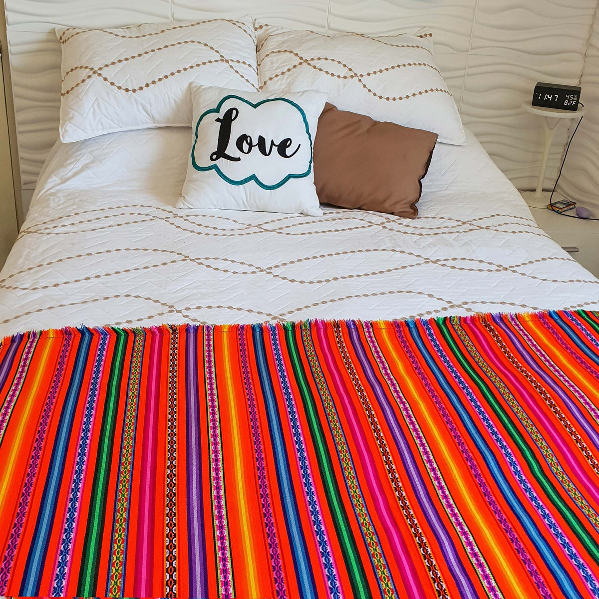 baby blanket, moises cobija, naranja, mandarina, Andean, Peruvian, orange, vivid tones, striped, baby blanket, innate artisan shop, peruvian blanket, colcha peruana, Cuzco, cusco, Andean blankets