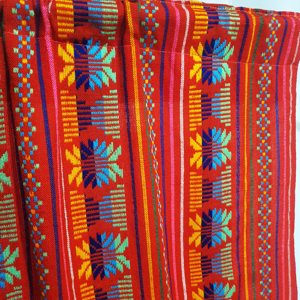 Mexican, valance, kitchen curtains, cafe curtain, red, woven, aztec, cortinas mexicanas, rojas, cambaya