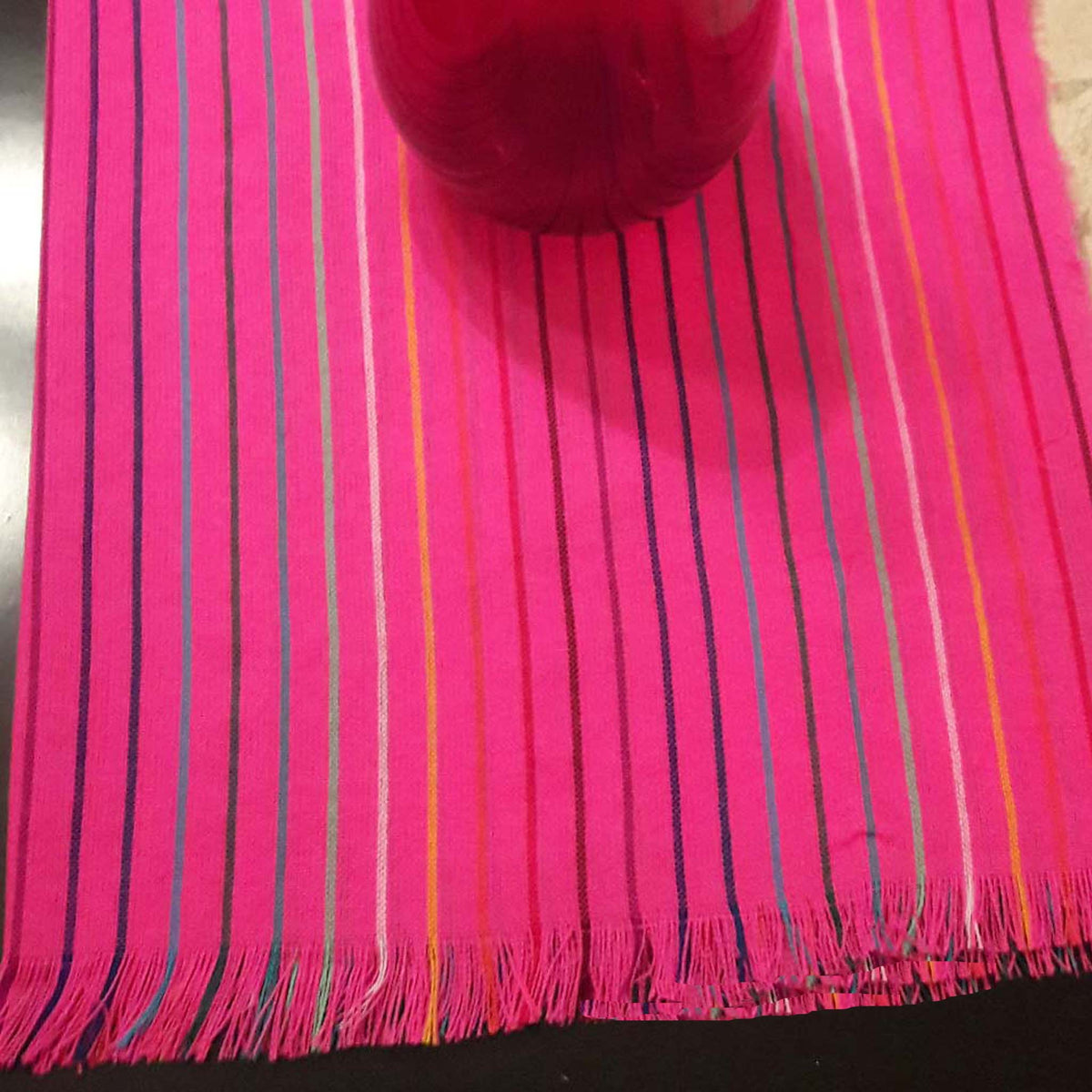 table runner, Mexican, striped, fuchsia, woven, cambaya, fiesta, Mexicano, mantel, camino de mesa, fucsia, rosa