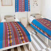 Andean blanket, turquoise over twin beds, manta, Peruana, blanca, Cuzco