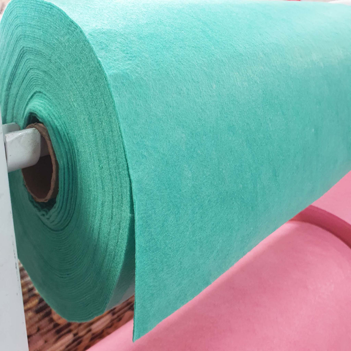 felt, fieltro, Unshrinkable,by the yard, narrow, 20 inch wide, green, turquoise green, verde, por metro, no se encoge, sintetico, synthetic