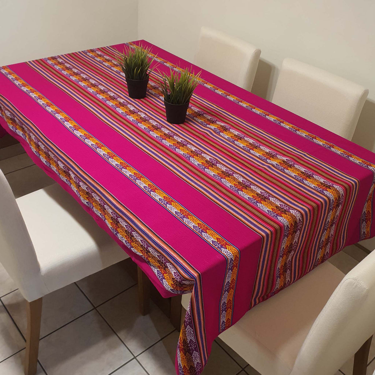 table runner, camino de mesa, hot pink, rosa peruano, Andean, South America, Cusco, Cuzco, Peruvian table runner, tablecloths, rubi red