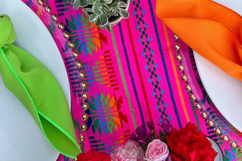 Mexican table runners, caminos de mesa Mexicanos, fuchsia, fucsia, cambaya, hot pink linen